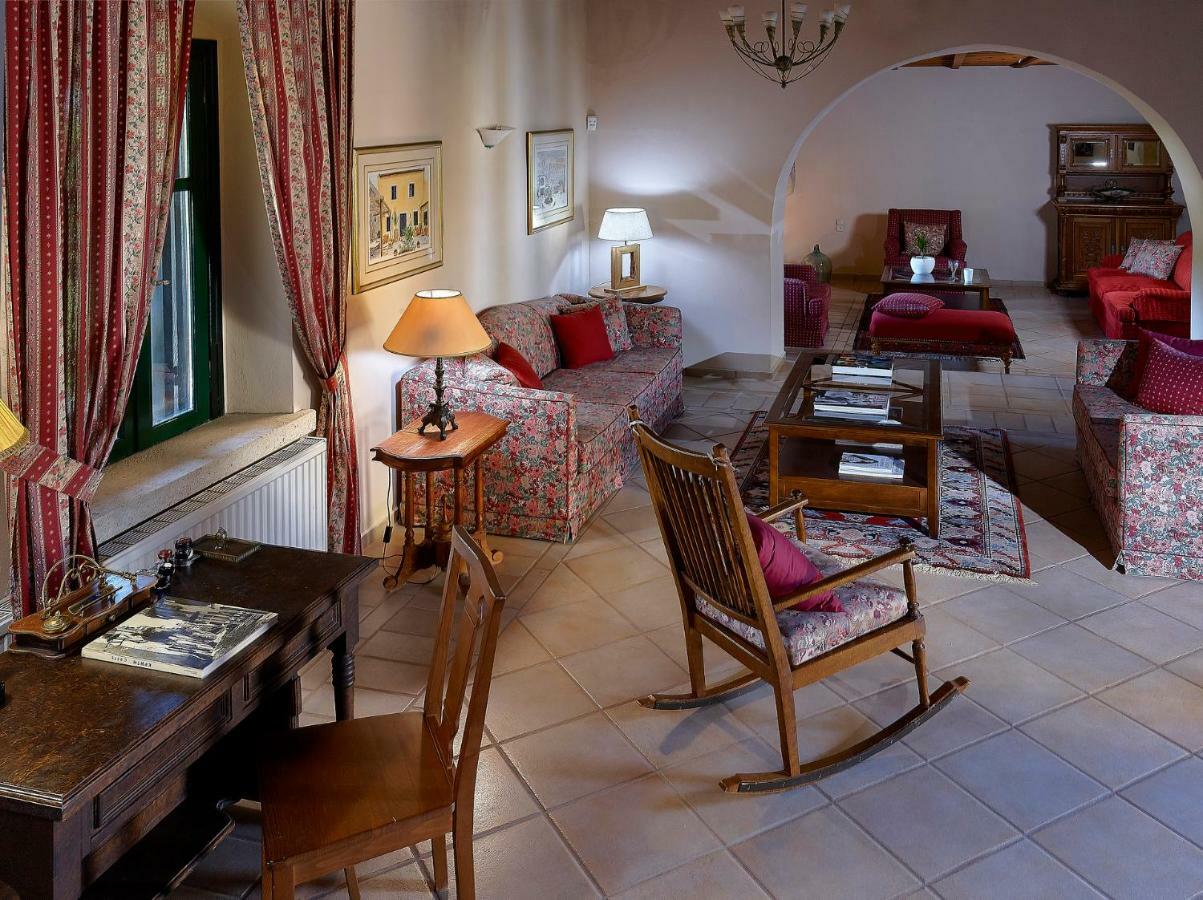 Castello Villa Daphnes - Private Pool&Whirlpool Dhafnes Esterno foto