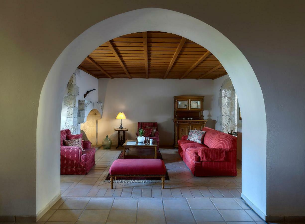 Castello Villa Daphnes - Private Pool&Whirlpool Dhafnes Esterno foto