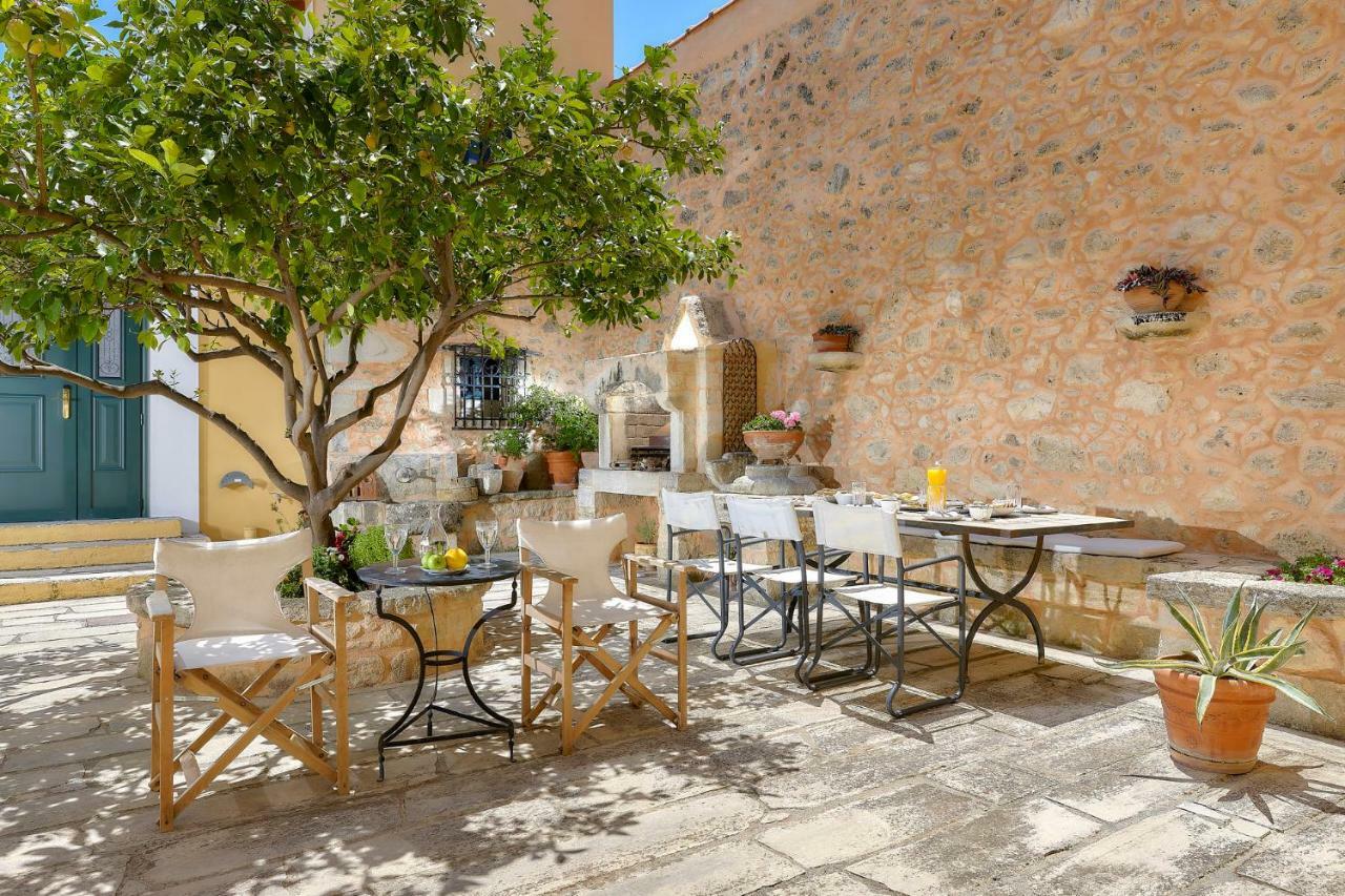 Castello Villa Daphnes - Private Pool&Whirlpool Dhafnes Esterno foto