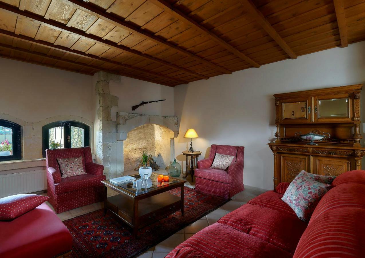 Castello Villa Daphnes - Private Pool&Whirlpool Dhafnes Esterno foto